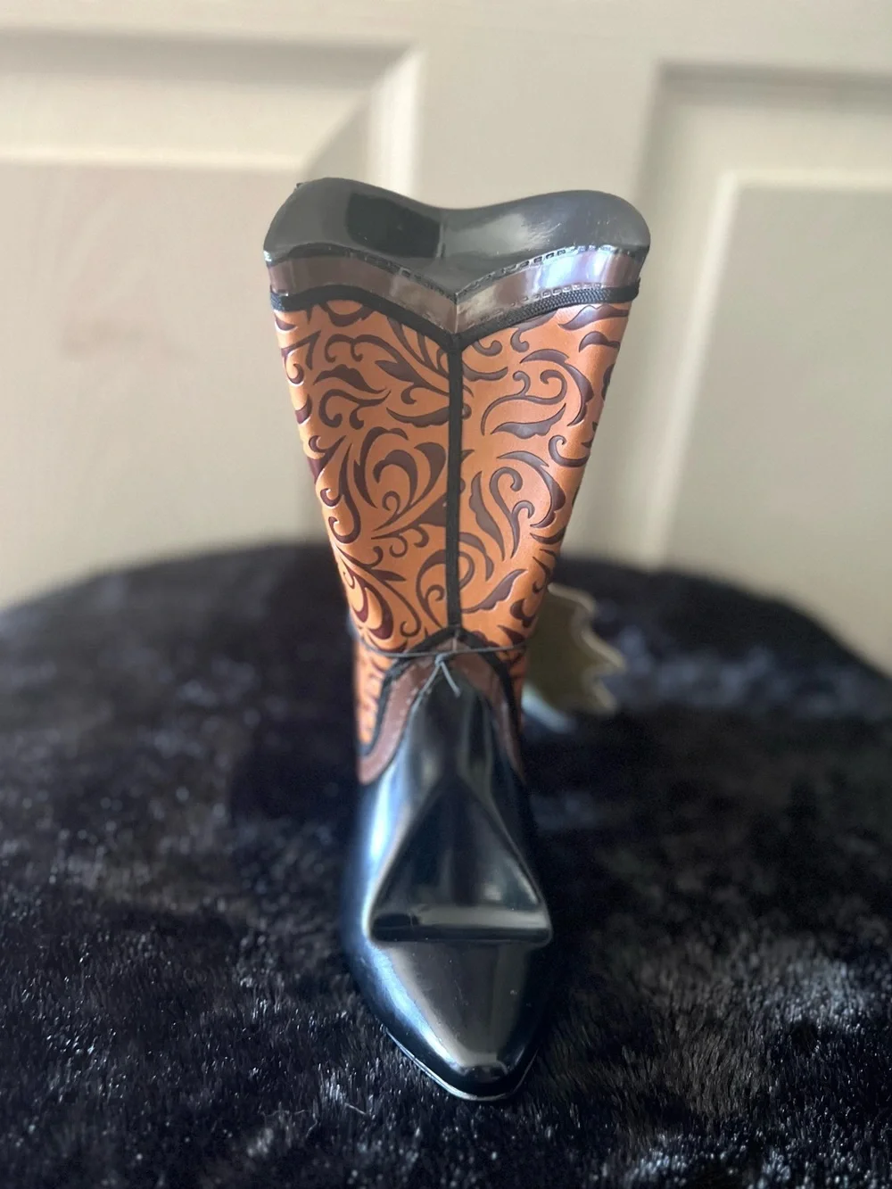 Wild Eye Designs Ceramic Boot Wine Bottle Holder Decorative Brown Black-NWT